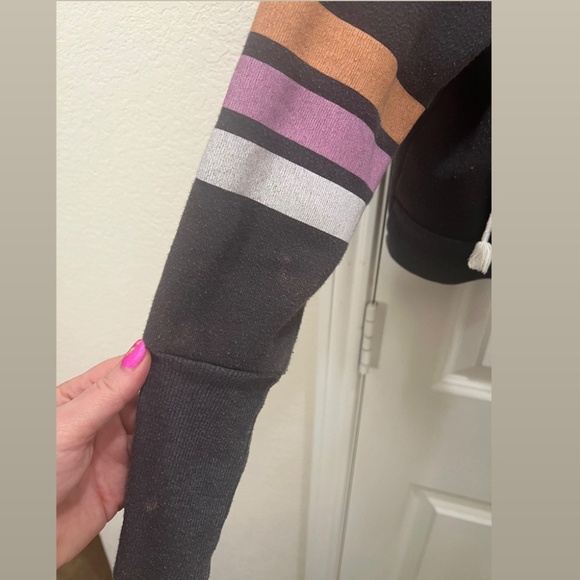 Wildfox Lucid Dreamer Crop Zip Hoodie size Medium Vintage - Picture 7 of 9